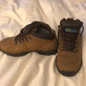 SR Max slip resistant size 6 boots
